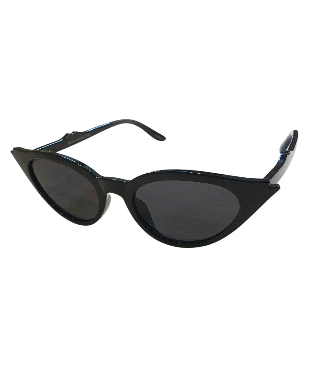 Wing Tip Classic Black Cat Eye Sunglasses