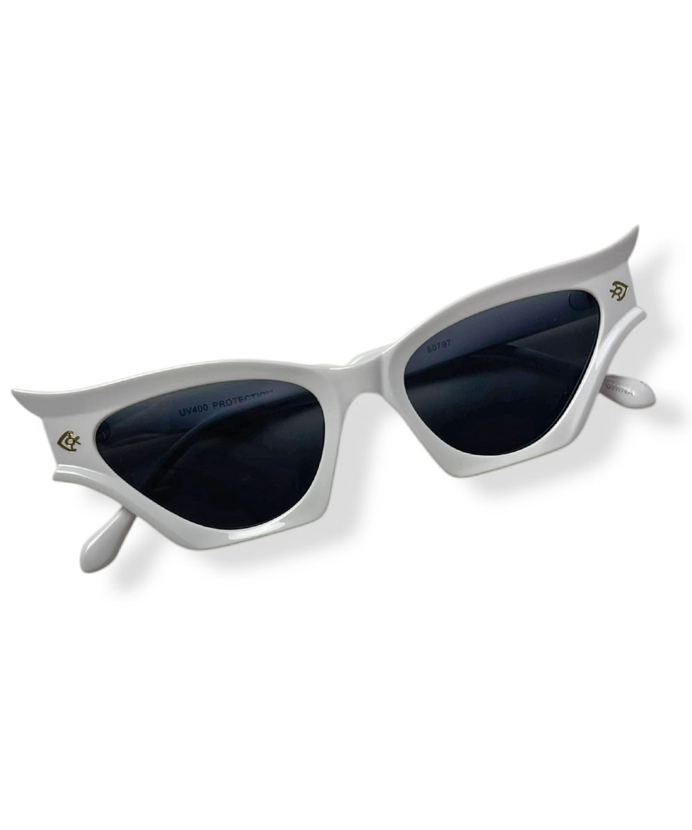 White Deadly Damsel Vintage Style Sunglasses