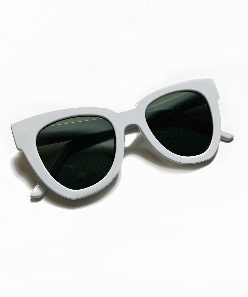 1960s Inspired Oversized Solid White Sunglasses