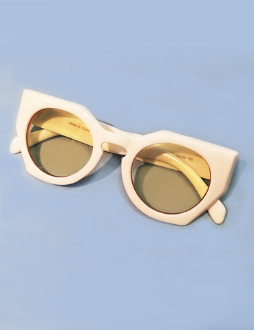 White Framed Yellow Lens 1960s Inspired Geometric Sunglasses