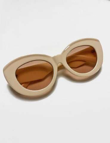 Oversized Cat Eye Style French Vintage Sunglasses Cream