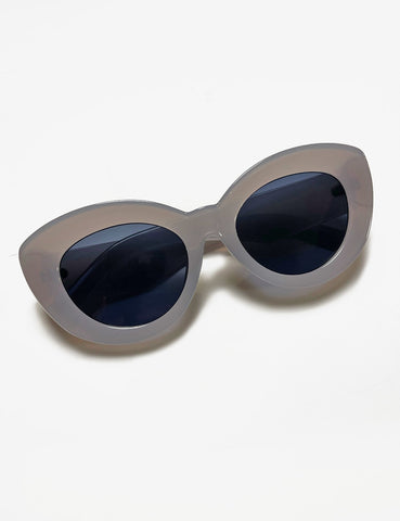 Soft Grey Retro Thick Frame Rounded Cat Eye Sunglasses