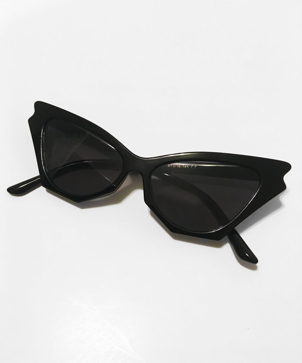 Midnight Black Batwing Retro Sunglasses