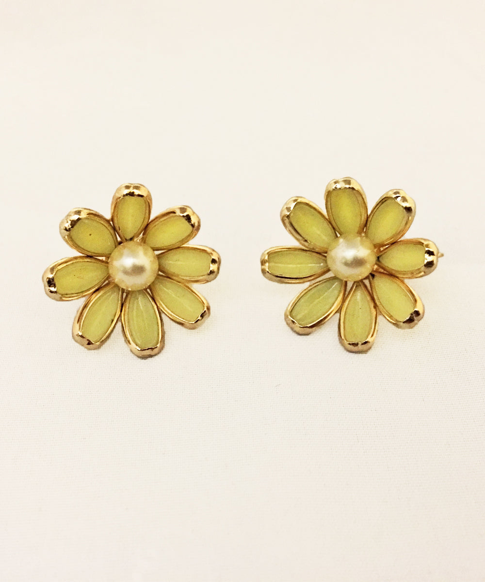 Earrings & Studs | Pastel/Matt Yellow Flower Earrings | Freeup