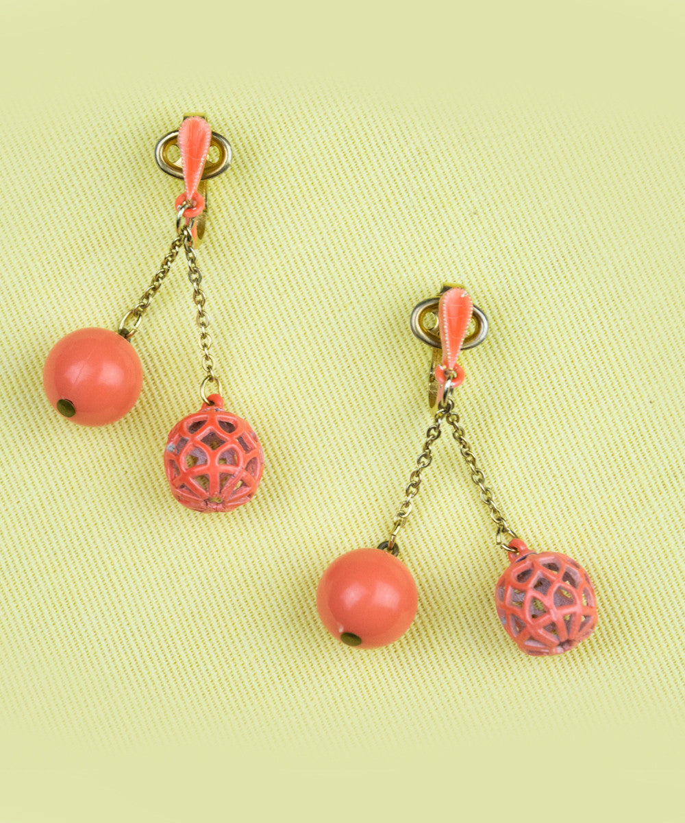 Vintage Bright Coral Dangle Clip On Earrings